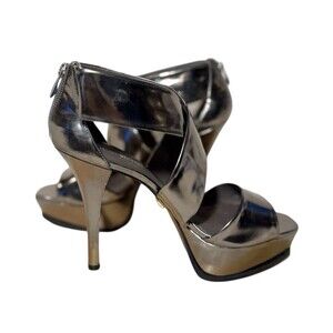 Pour La Victoire Women’s High Heel Pumps Elegant Dress Shoes Size 9.5 NEW